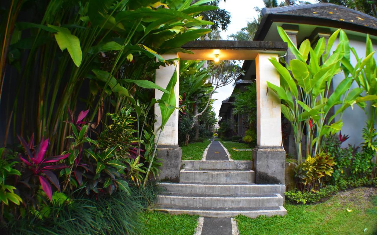 Purnama Hotel Убуд Экстерьер фото